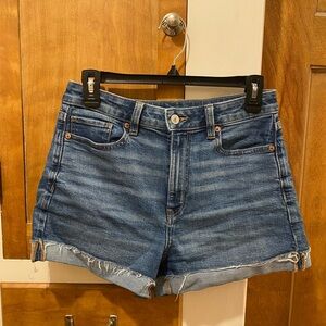 Like-new American Eagle High Rose Denim Jean Shorts Size 4